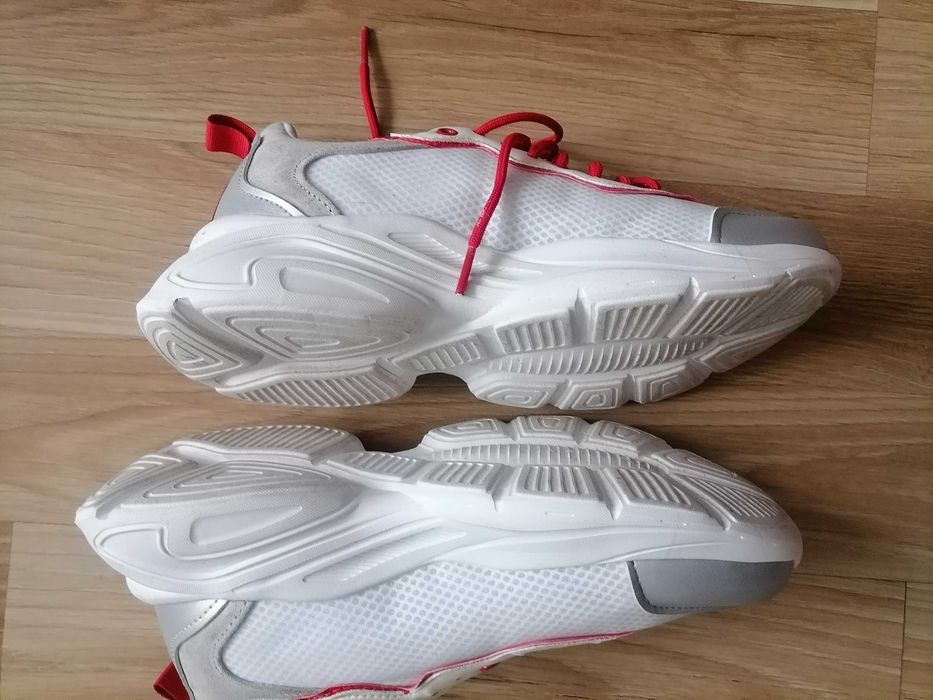 Białe adidasy 40