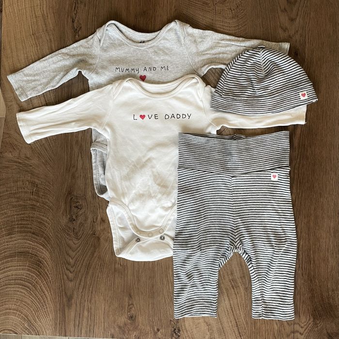 Знижка!! 4 лоти - набори штани, боді, шапка H&M, Sinsay