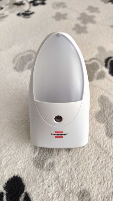 35 гривен , Светодиодный ночник фирмы Brennenstuhl с датчиком темноты