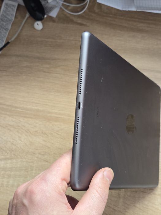 Ipad 7 128 gb акумулятор 96%