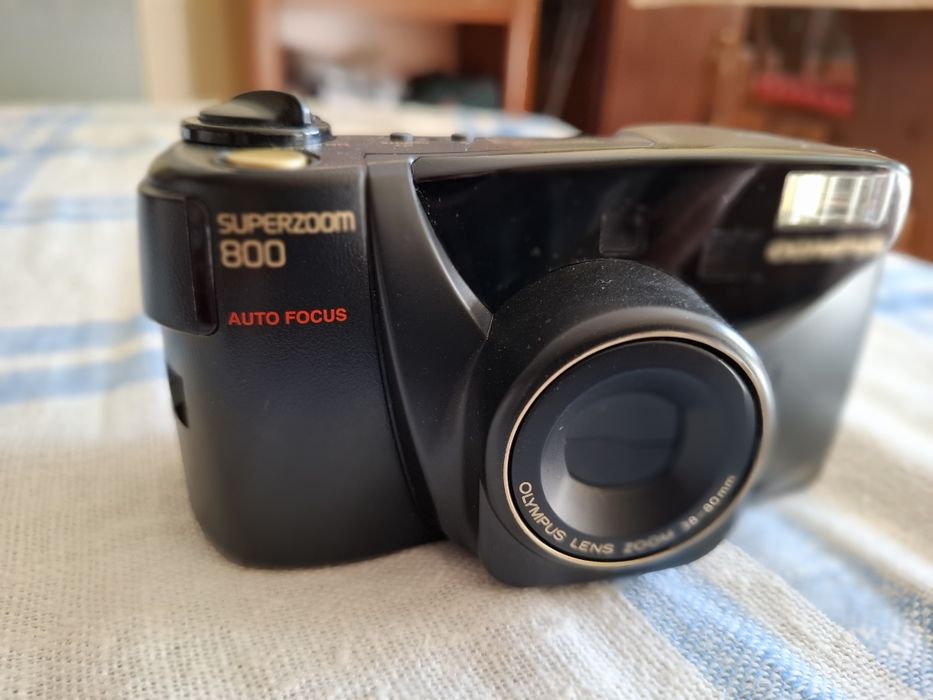 Máquina fotográfica Olympus