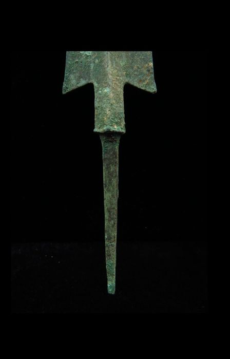 Grot włóczni z epoki brązu