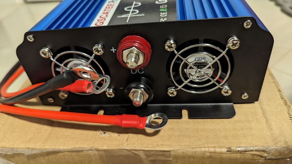 Інвертор чиста синусоїда 4000W,  24/220V з Англії