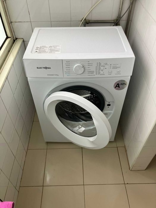 T2 mobilidao em Bonfim, Porto para alugar