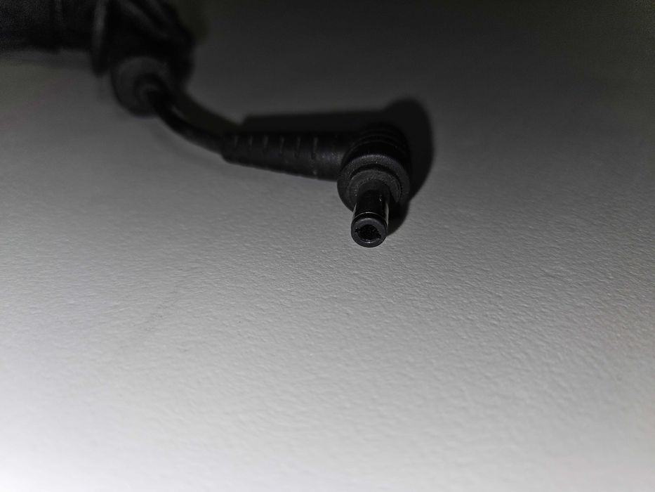 Zasilacz TOSHIBA PA3714U-1ACA 19v 3,2A
