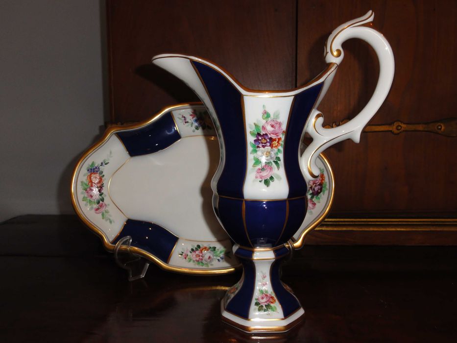 Gomil e travessa Barros Porcelana moldada e relevada Vista Alegre