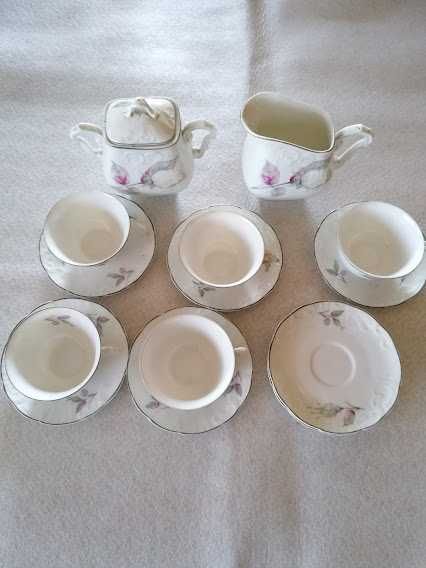 Serviço de café porcelana Vista Alegre muito antigo