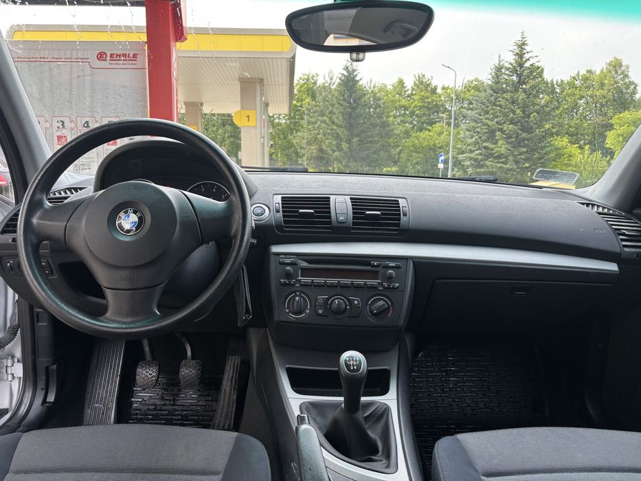 Bmw 1 2.0B 115KM 2005