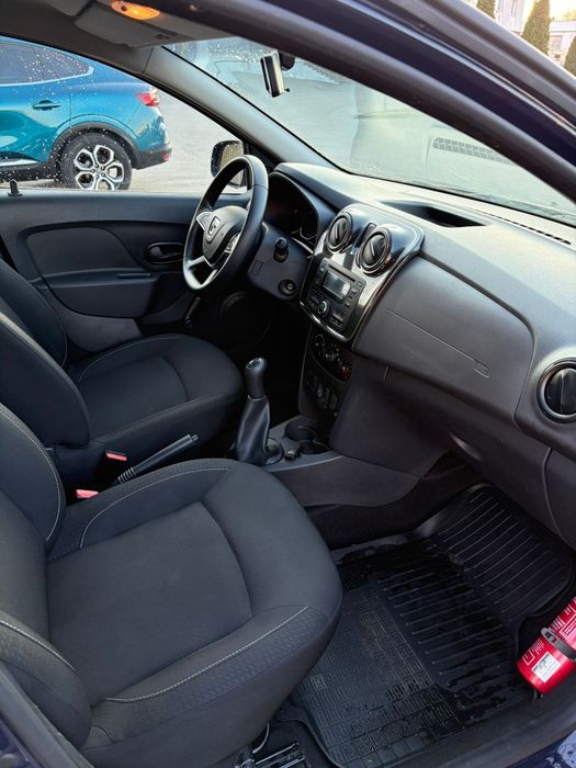 Dacia Logan 2019 przebieg 61 tys.