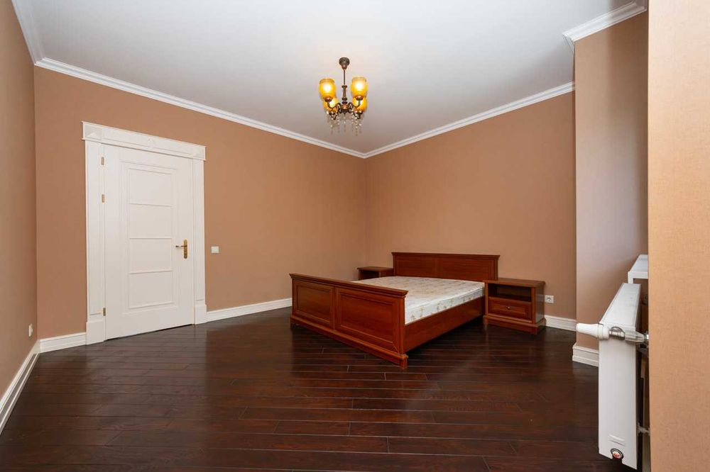 House for Rent on Konovaltsia Street photo 5