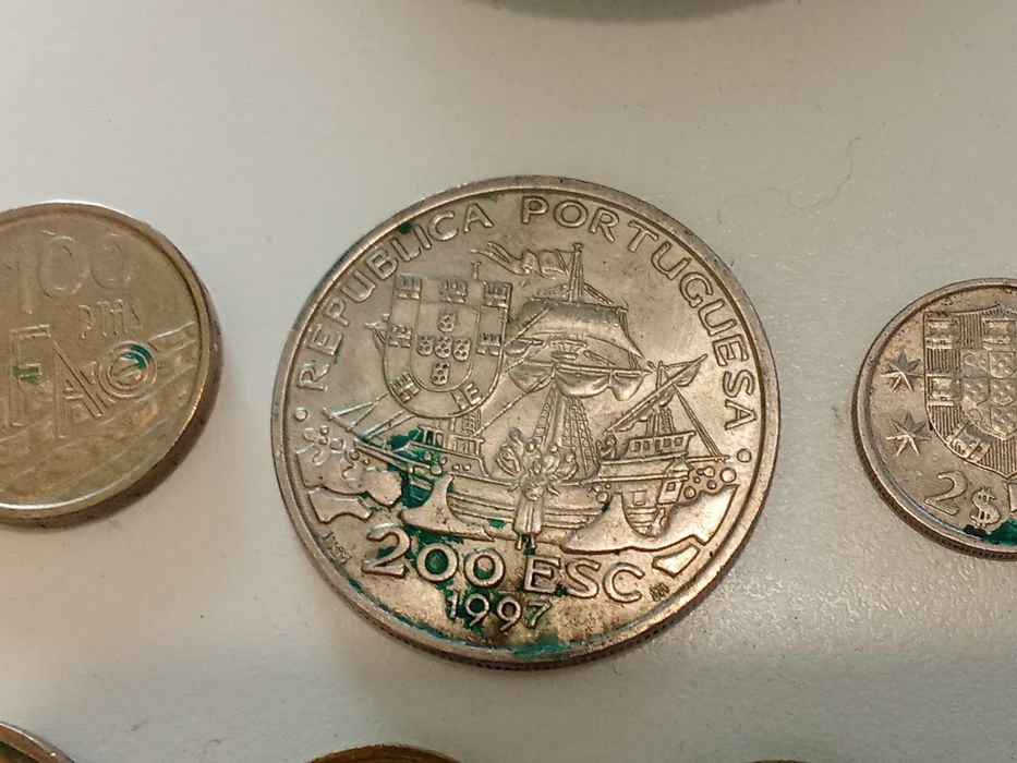 Moedas antigas várias de 1968 a 2011