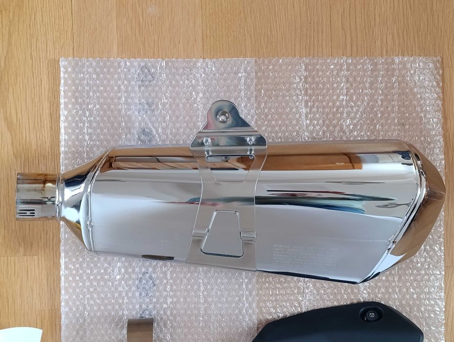 Escape original BMW R1250R 2023 - Como novo