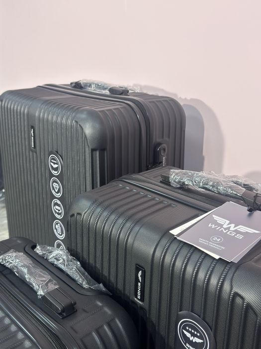 ПОЛЬСЬКА валіза WINGS ABS, валіза на 4 колесах , чемодан на колесах