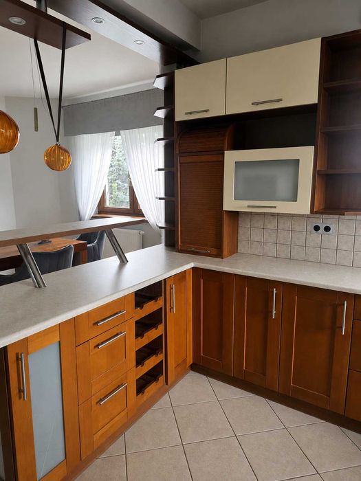 Meble kuchenne, zmywarka, płyta ceramiczna, piekarnik