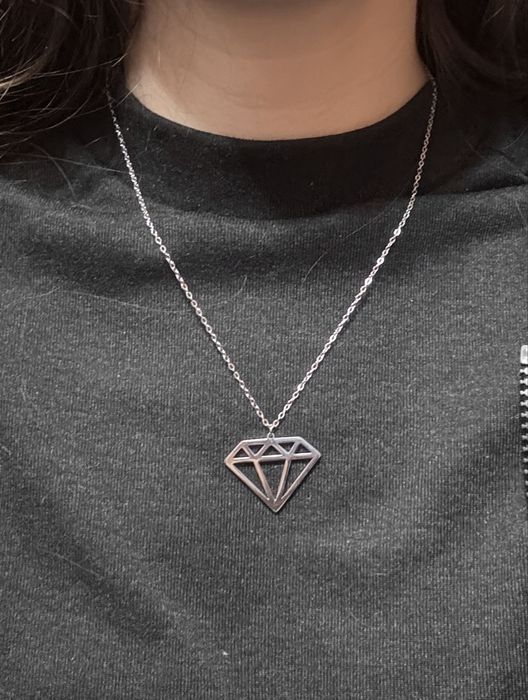 Nowy! Z metką. Naszyjnik z dużym diamentem