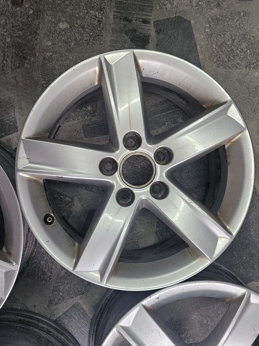 Oryg Alu Felgi 16" AUDI A3 A4 A5 VW 5x112