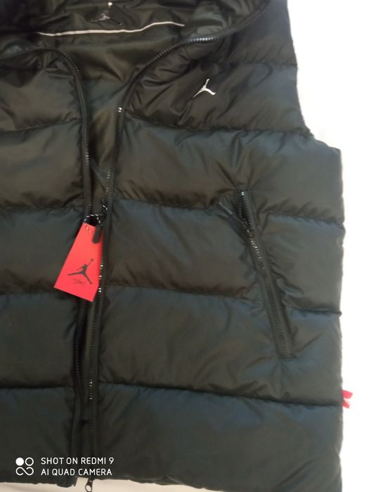 Пуховой жилет мужской Jordan XS-2XL безрукавкДжордан с капюшоном и без