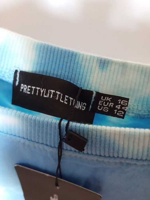 T-shirt tie-dye marca Pretty Little Thing UK nova tamanho XL azul