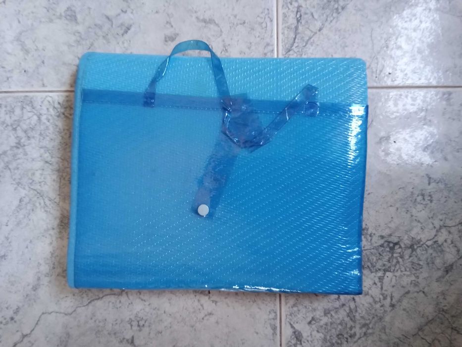 Esteiras de praia e bolsa