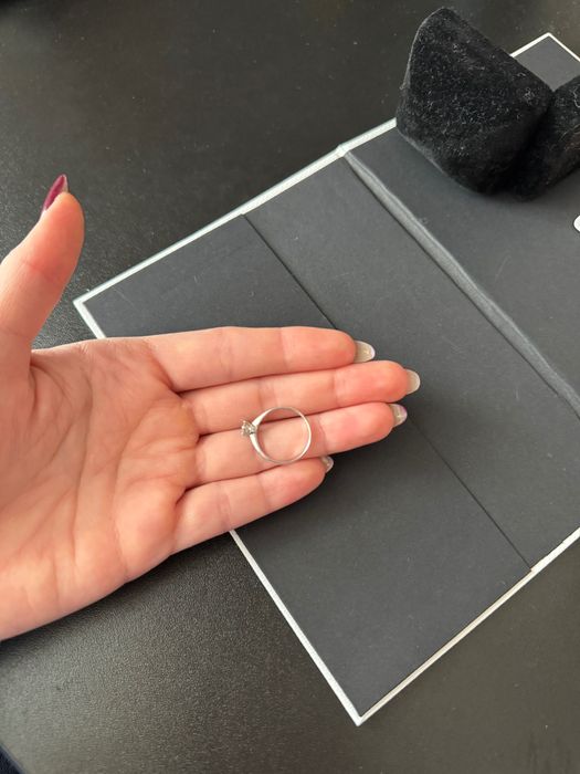 Pierścionek zaręczynowy białe złoto diamenty Savicki