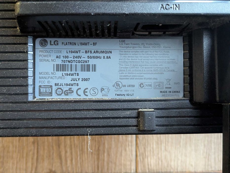 Монітор LG Flatron L194WT-BF, 19
