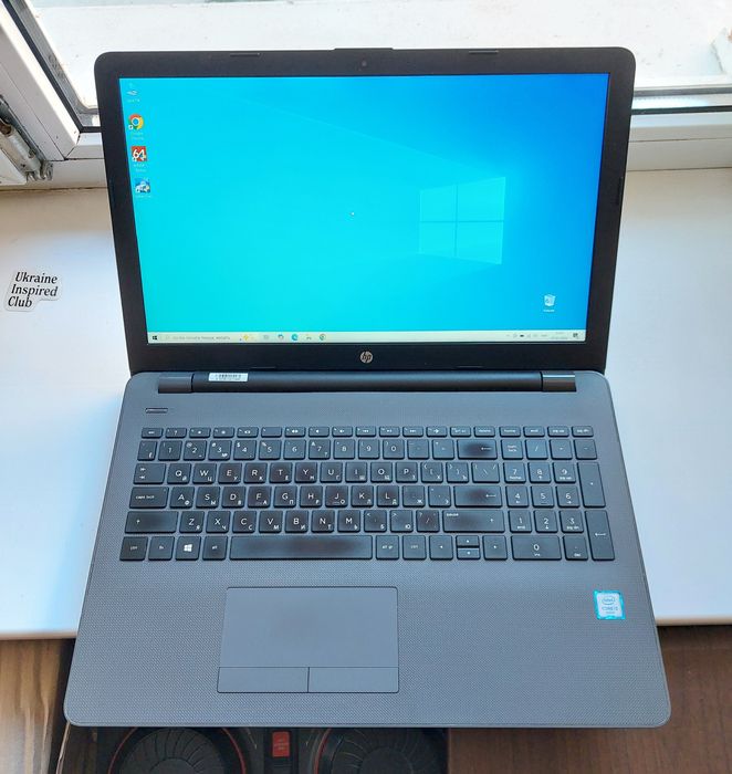 Hp 15.6"Fhd/i3 6gen/8gb/ssd/акб нова
