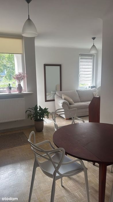 Jasne, przytulne mieszkanie dwupokojowe z balkonem