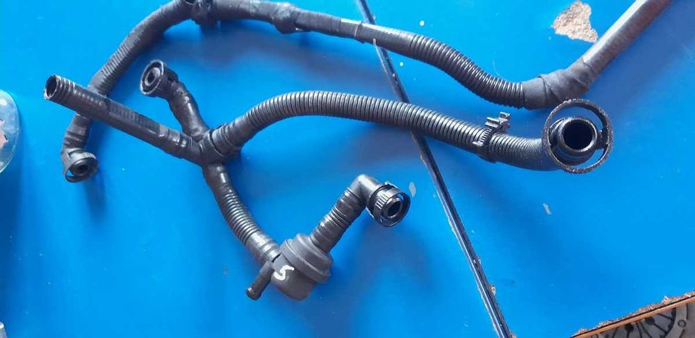 Przewody odma silnika 2,4 2,6 2.8 Audi 4 A6 Vw Passat B5 078103224R