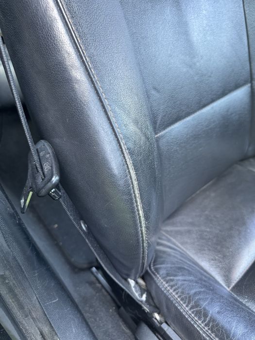 BMW E90 / E91 Kompletne wnętrze - czarna skóra - Fotele kanapa
