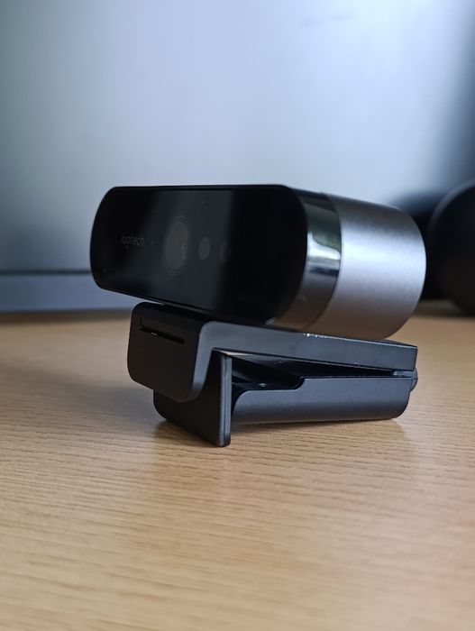 Câmara Logitech Brio 4K