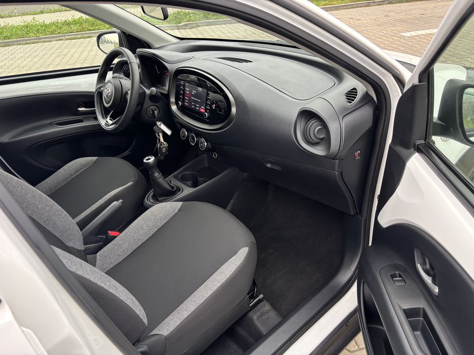 Toyota aygo x 1.0 Benzyna 4150km przebiegu ! bdb stan jak nowy Polecam