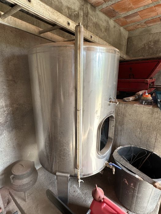 Cuba em Inox (semi-nova) de 1000 litros