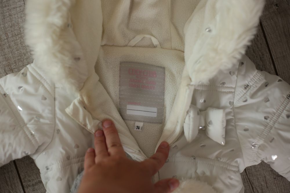 Комбінезон на дівчинку