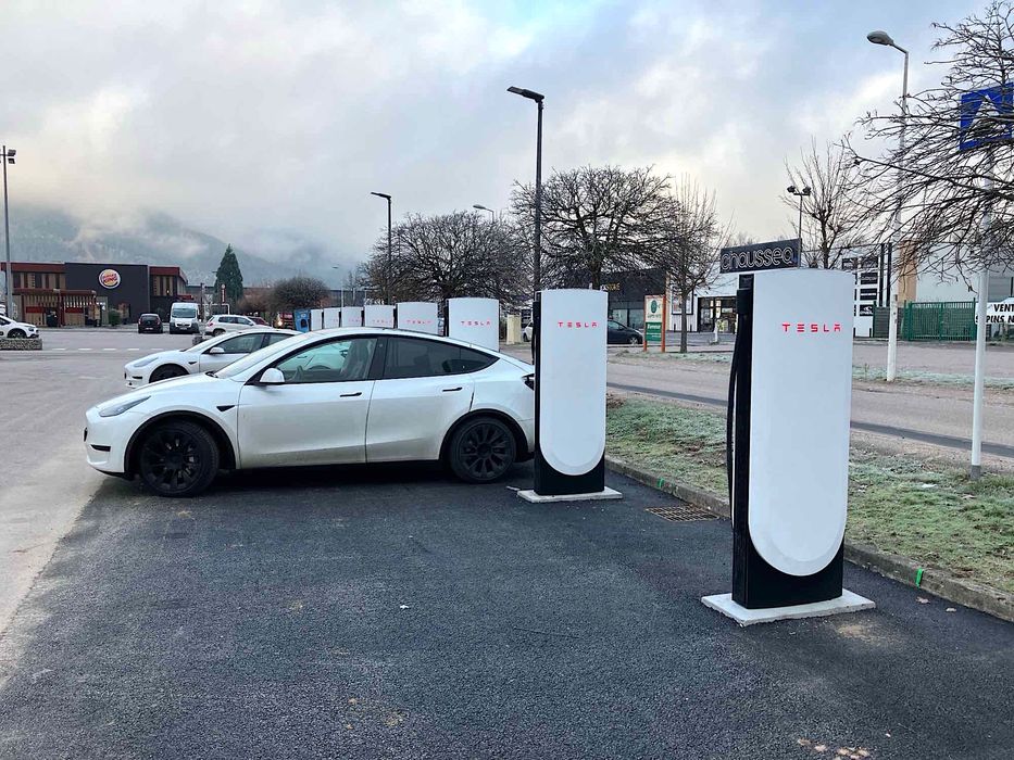 Активація суперчарджер та CCS2, Tesla 3 Y S X Intel Rizen