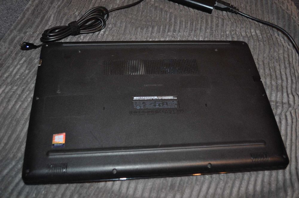 Dell Latitude 3500 i5 16GB 2506b ssd  FHD Wiin11P