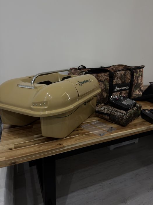 Łódka zanętowa ProLam Hunter 650 Dobry Start – stan idealny + pokrowce