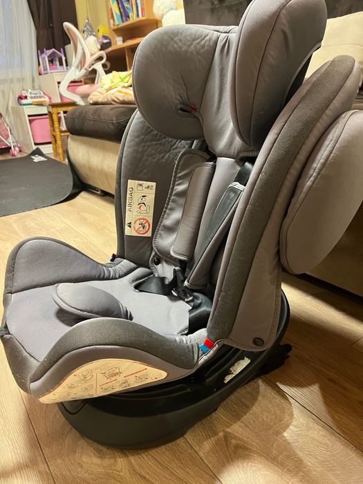 Продам дитяче автокрісло
