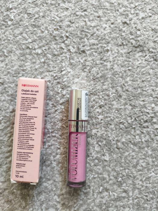 Viralowy olejek do ust Rossmann plus błyszczyk Bell