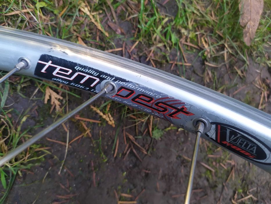 SHIMANO  NEXUS Inter-L  HB-NX32 DYNAMO, Vuelta TEMPES ,DtSwiss Polecam