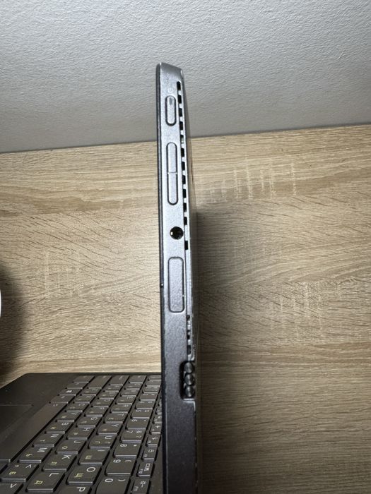 Portátil Lenovo Miix 520