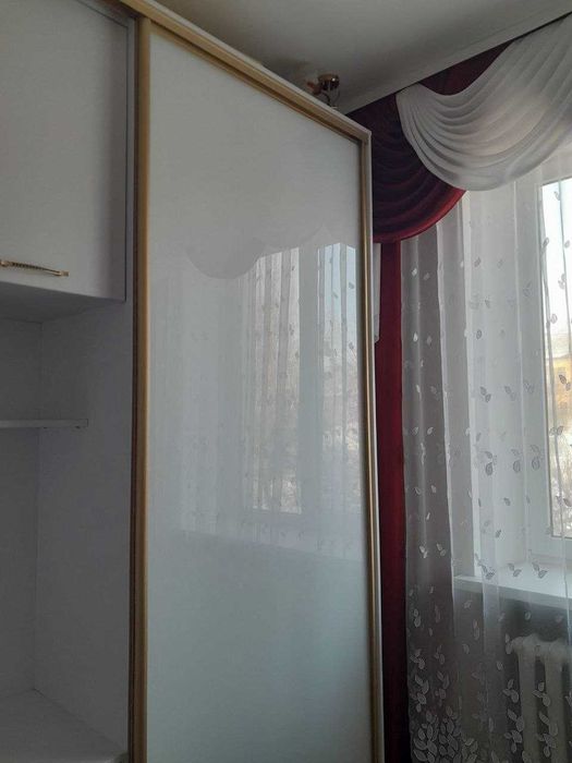 Продається 2-кімнатна квартира