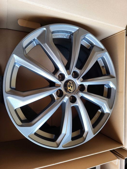 [619] 19 Cali 5x114,3 NOWE Felgi aluminiowe HYUNDAI Tucson Santa Fe