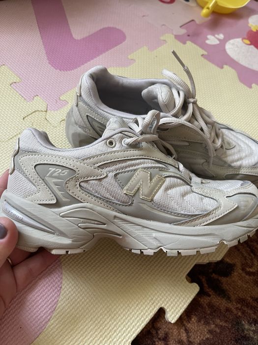 Кросівки new balance 725 модель