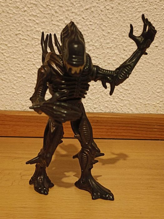 Aliens - Scorpion Alien (Kenner)