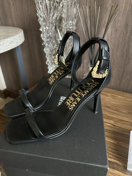 Босоножки туфли Versace jeans сouture
