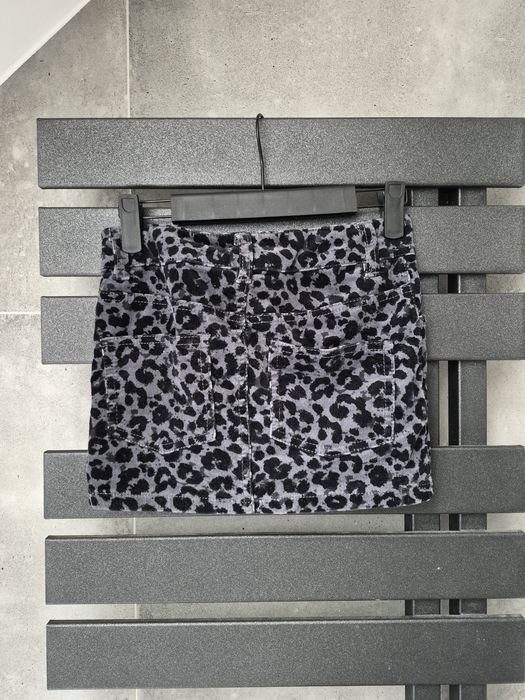 Spódniczka w czarno białe panterke H&M  r 134