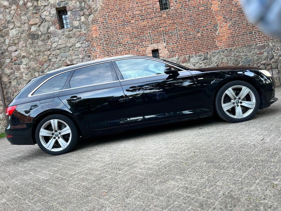 Audi A4 Avant Auto w bardzo dobrym stanie technicznym i wizualnym !