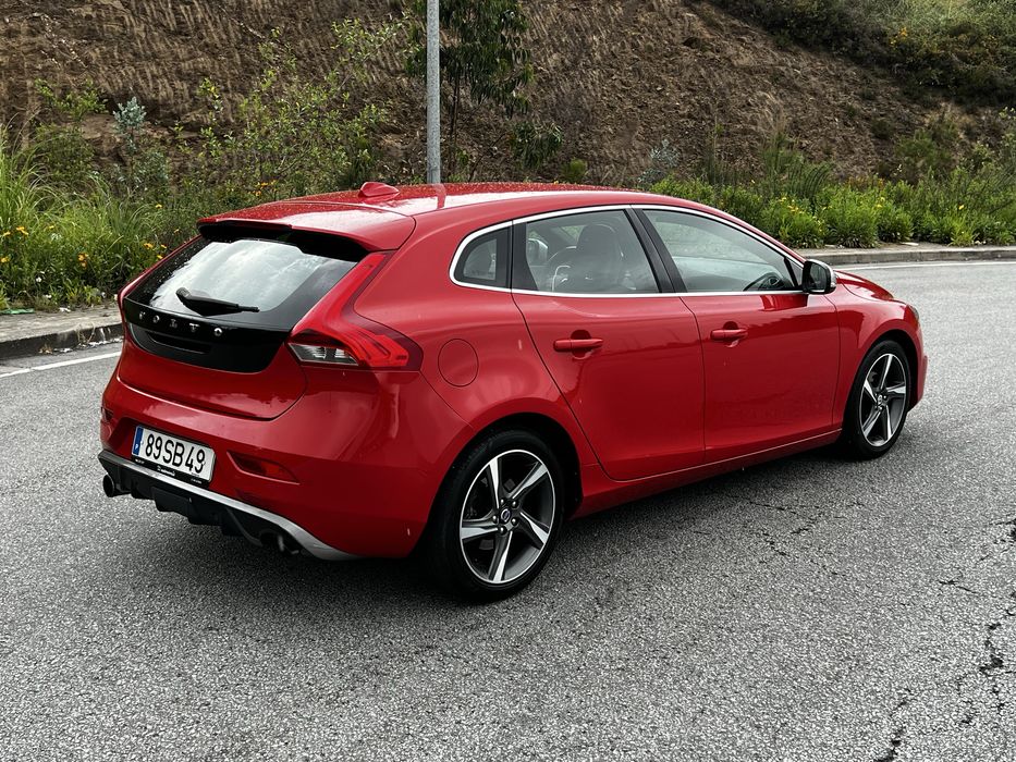 Volvo V40 D2 R-Design