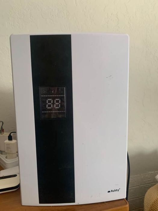 Вологопоглинач,осушувач повітря новий