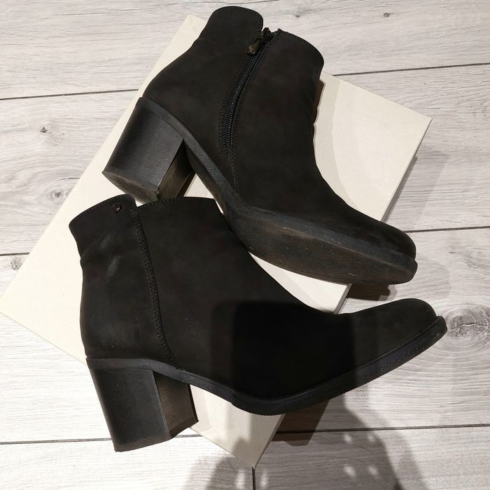 Skórzane botki Lasocki 38